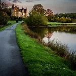Chateau Du Deffay Bed and breakfast 3*