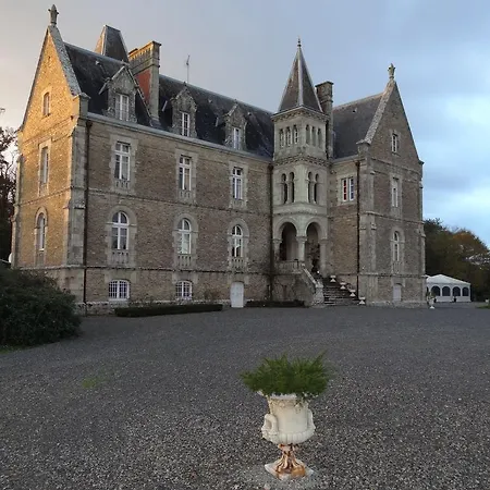 Bed & Breakfast Chateau Du Deffay 3*