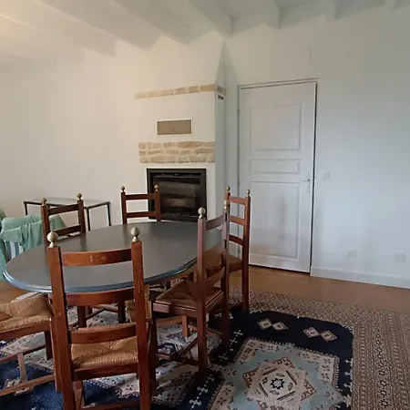 Chateau Du Deffay Couette-café