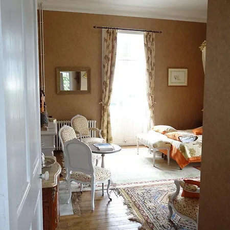 Chateau Du Deffay Couette-café