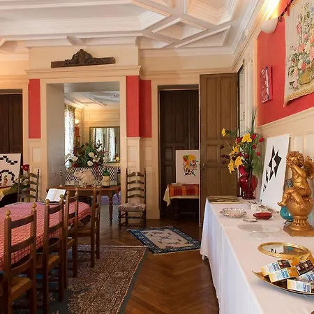 Chateau Du Deffay Couette-café 3*