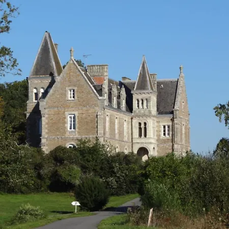 Chateau Du Deffay Couette-café