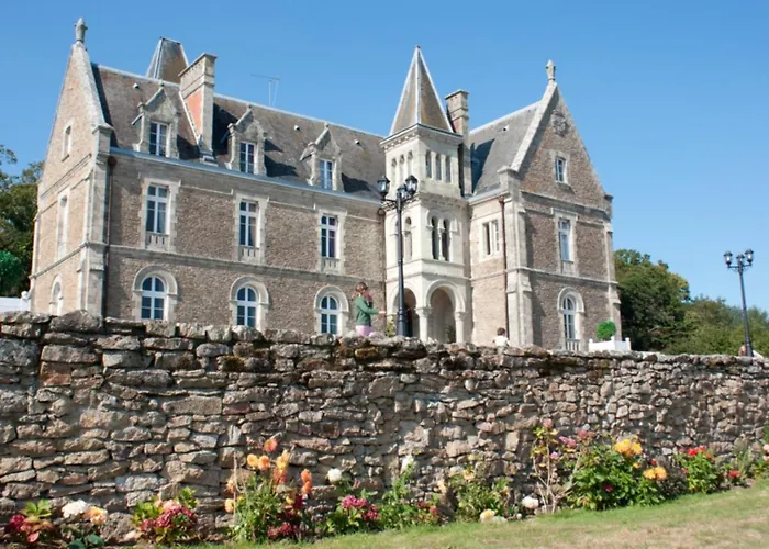 Chateau Du Deffay Bed and breakfast