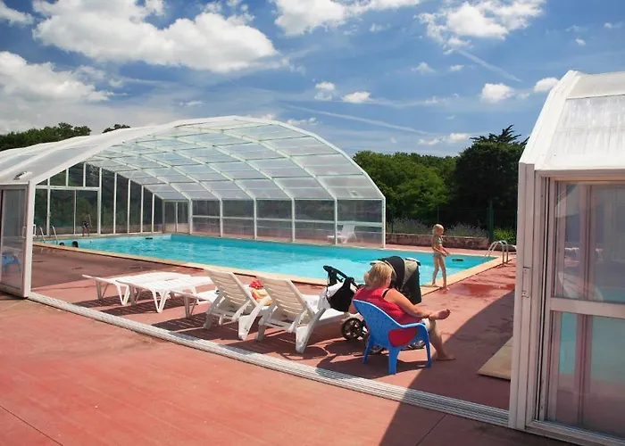 Bed and breakfast Chateau Du Deffay 3*